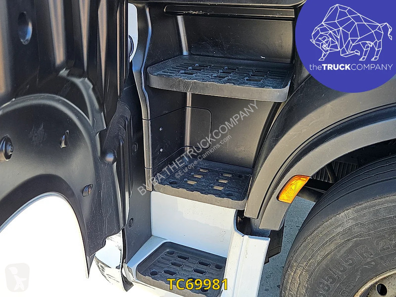 Trekker Iveco S-Way 460