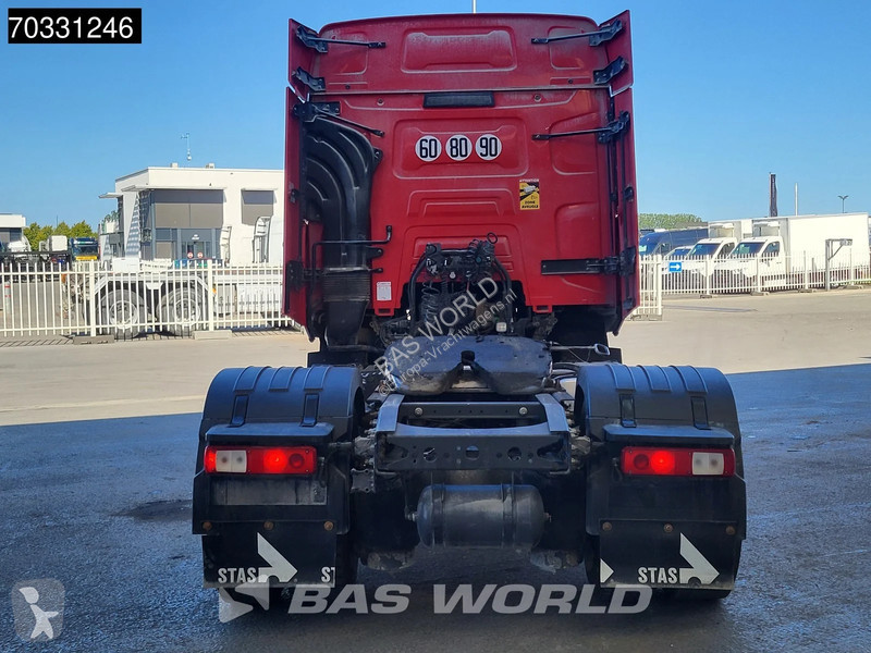 Trekker Renault T 460 4X2 SleeperCab Hydraulic