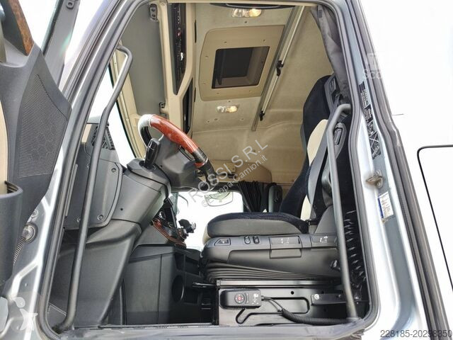 Tratores Mercedes - New L 1842 LS