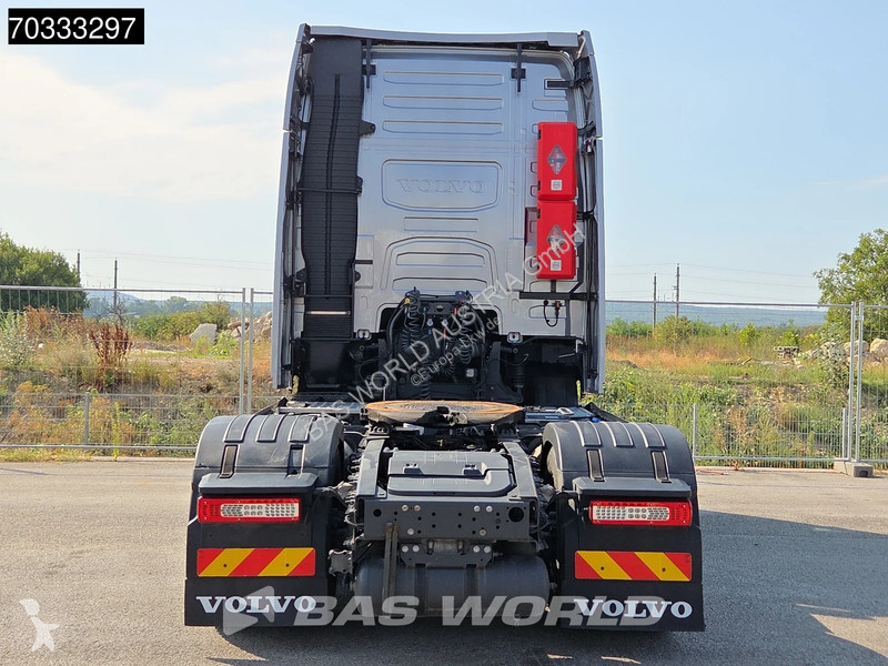Cabeza tractora Volvo 500 4X2 XL 2x Tanks ADR...