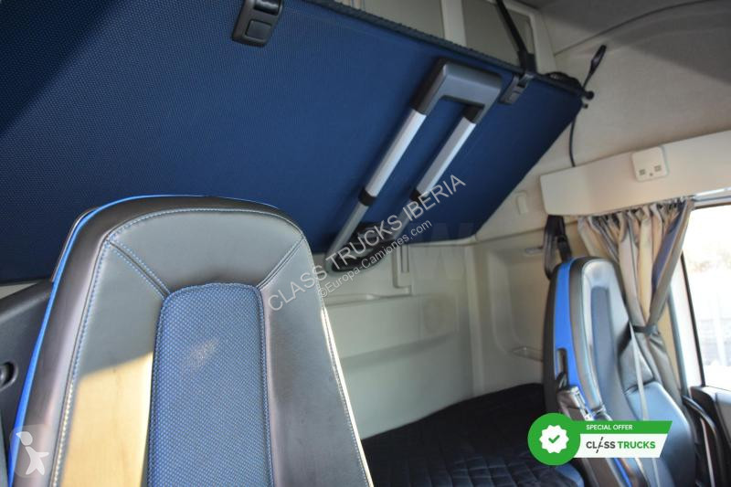Cabeza tractora Volvo 500 Globetrotter XL Varios