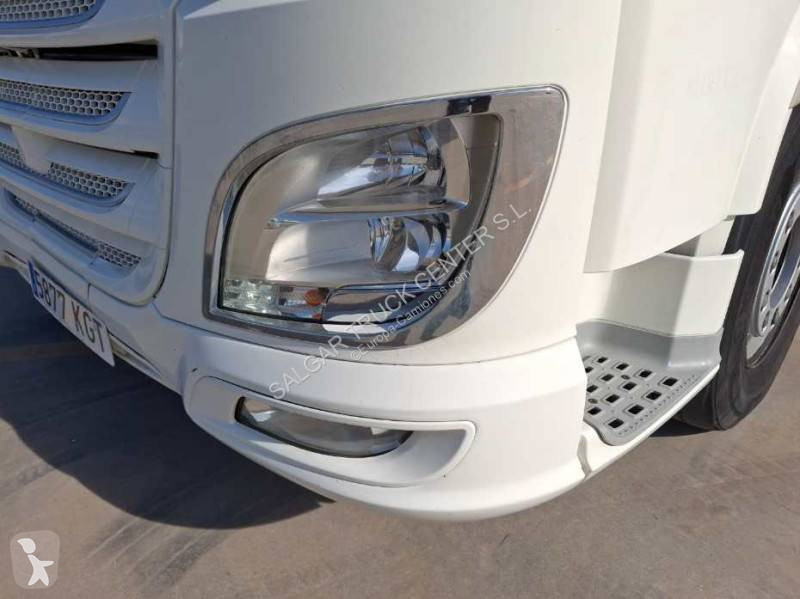 Cabeza tractora DAF