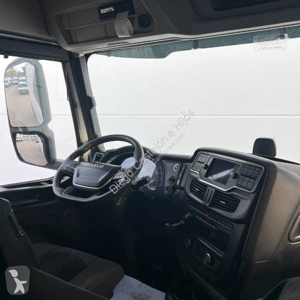 Cabeza tractora Iveco