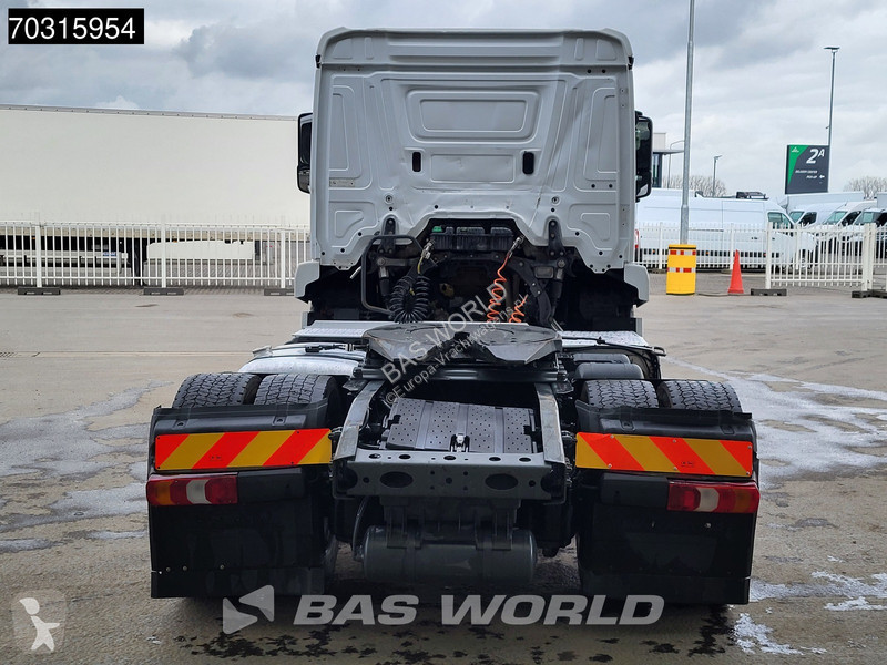Cabeza tractora Mercedes 1843 4X2 ClassicSpace...