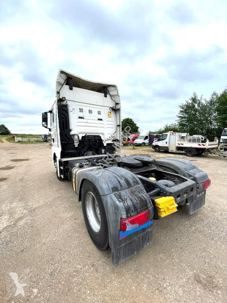 Iveco  TGX 18.500 tractor unit