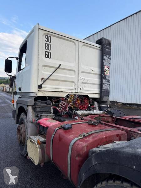 Cabeza tractora Renault 420