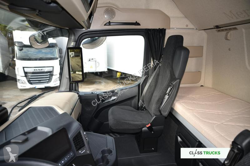 Tahač Mercedes 5 1845 BigSpace MirrorCam