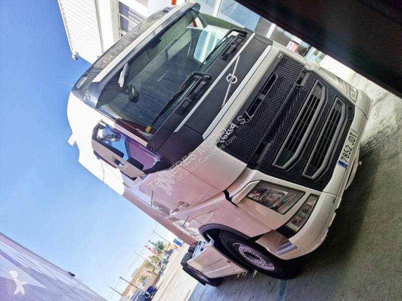 Cabeza tractora Volvo 500 Globetrotter