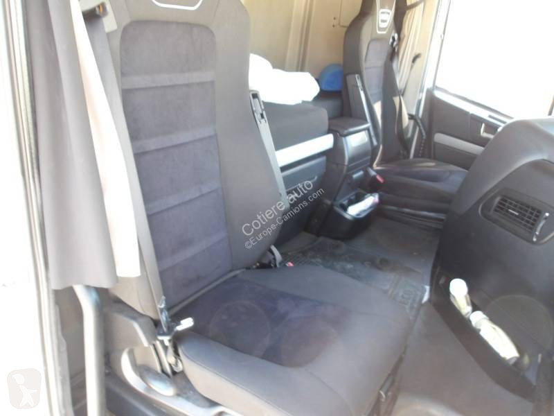 Cabeza tractora Iveco 440 S 46