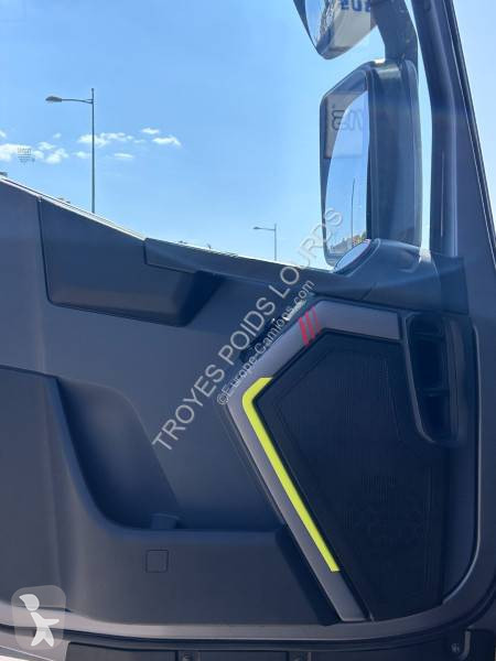 Cabeza tractora Renault