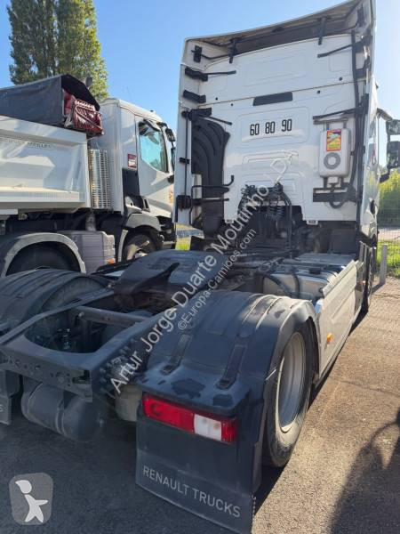 Cabeza tractora Renault 520