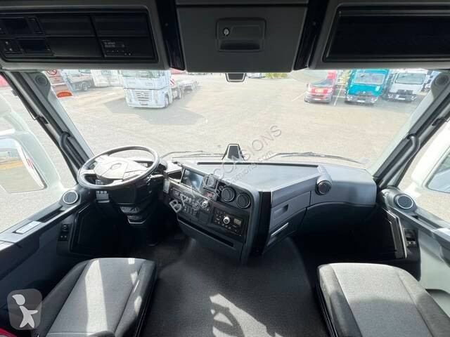 Cabeza tractora Renault