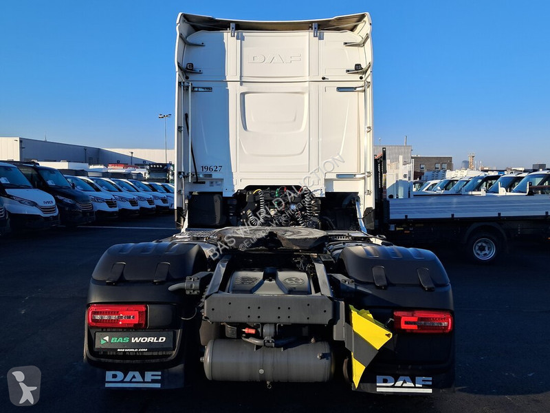 Tahač DAF 480