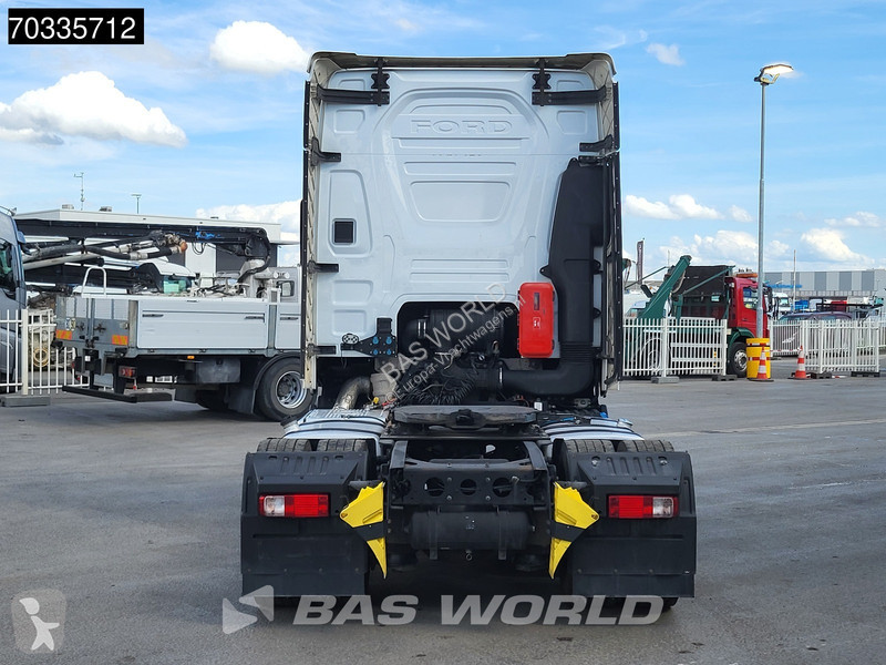 Tahač Ford F-Max 500 4X2 2x Tanks Navi ACC