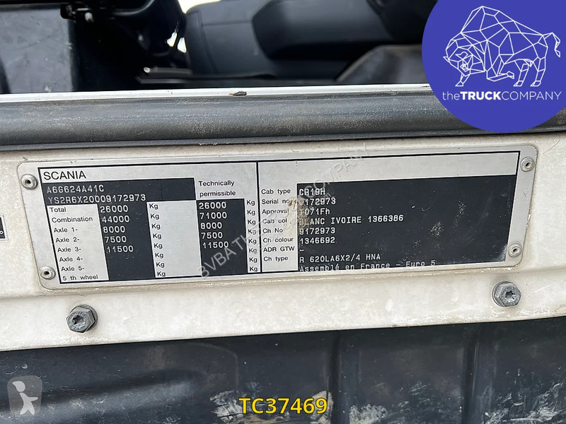Nyergesvontató Scania 620