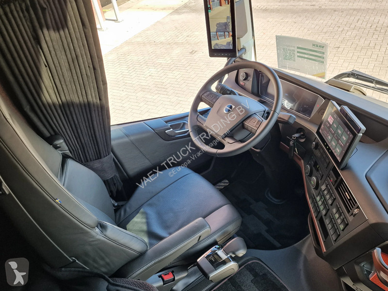 Nyergesvontató Volvo 16780 Globetrotter XL Aero...