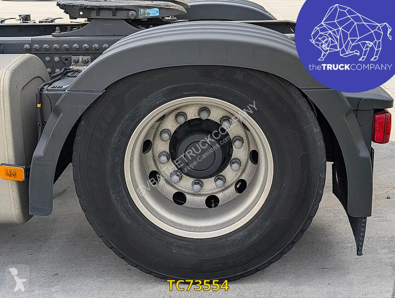 Nyergesvontató Volvo FH 460