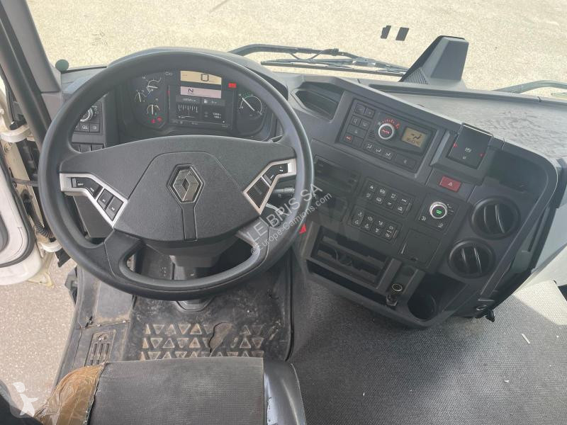 Nyergesvontató Renault  T460