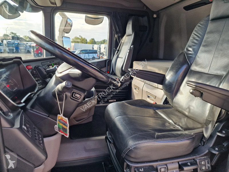 Tractor Scania R650 V8 NGS Highline 6x2 -...
