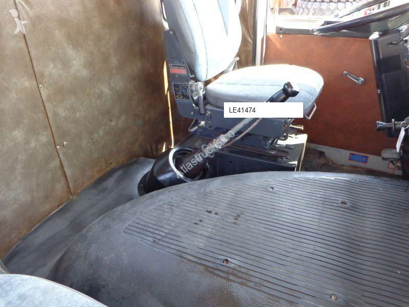 Tractor Scania 111