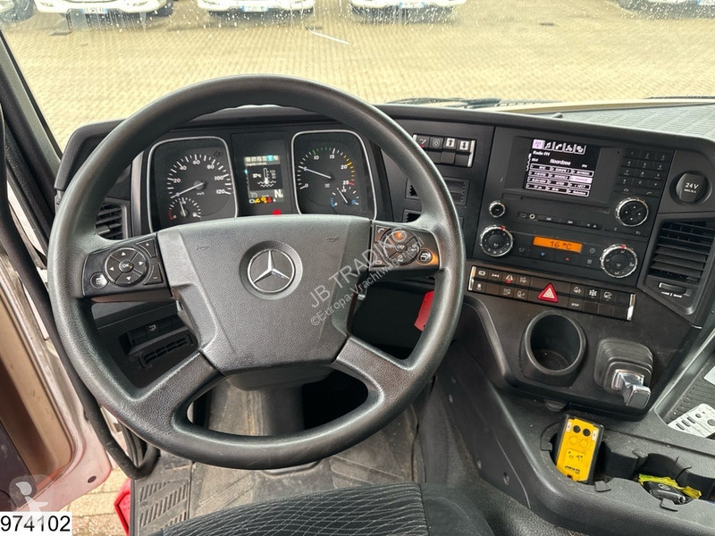 Conjunto rodoviário Mercedes 1843 EURO 6,...