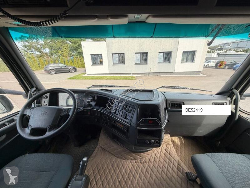 Cap tractor Volvo FH 500