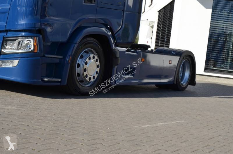 Ciągnik siodłowy Scania 460