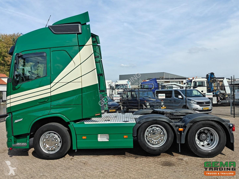 Cap tractor Volvo 460 6x2/4 GlobeTrotter Euro...