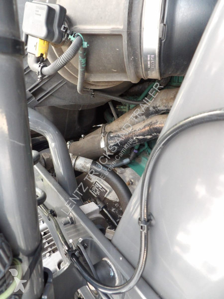 Cap tractor Volvo 460-VOITH...