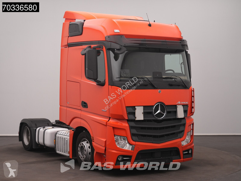 Ciągnik siodłowy Mercedes 1851 4X2 BigSpace...