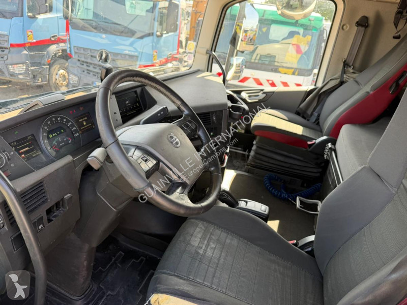 Tratores Volvo 460