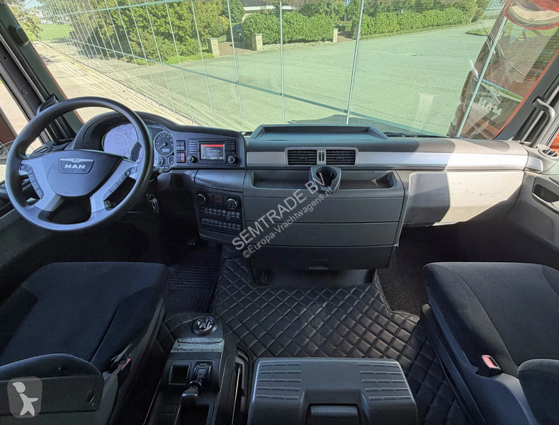 Тягач MAN 26.440 EURO 6 TWINSTEER 6x2 PARK...