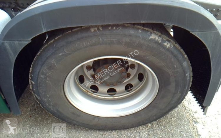 Traktor Mercedes