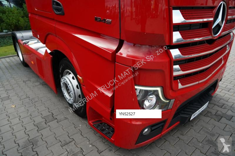 Тягач Mercedes ACTROS 1845 / MP5