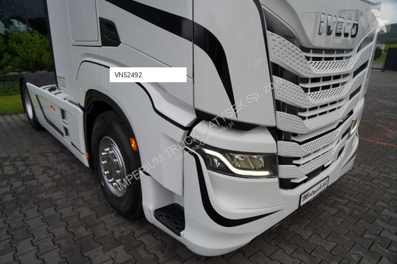 Тягач Iveco / 480