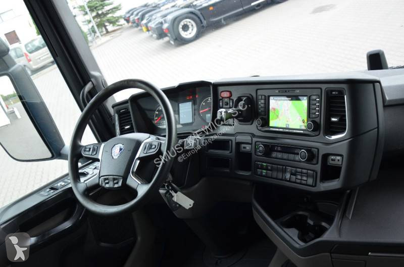 Тягач Scania 410