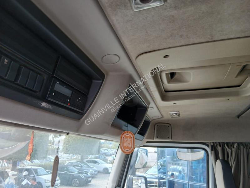 Cabeza tractora Renault 450 DXI