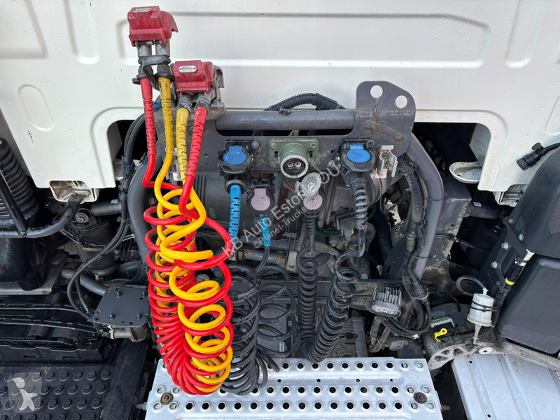 Cabeza tractora Volvo 500 6x4 TANDEM LIFT / 75T...