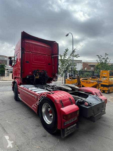 Traktor Scania 730