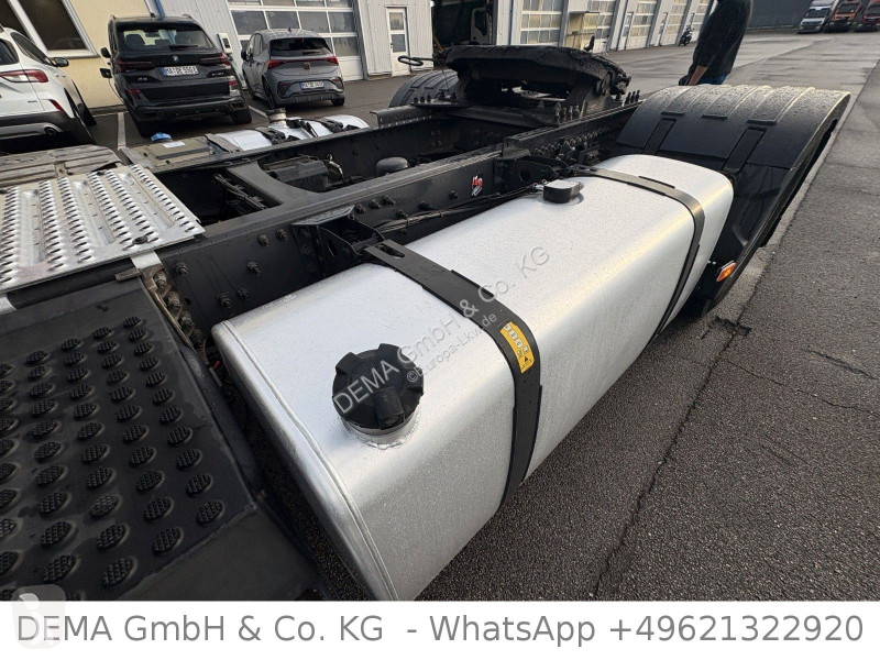 Ťahač Renault T440 Cab*E6d*Kühlbox*FG-Nr. LD*