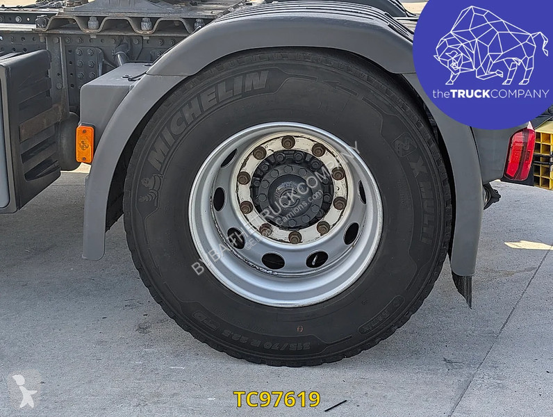 Iveco S-Way 420 tractor unit