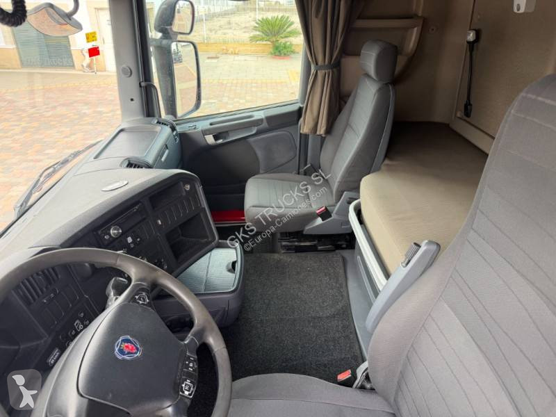 Scania 520 tractor unit