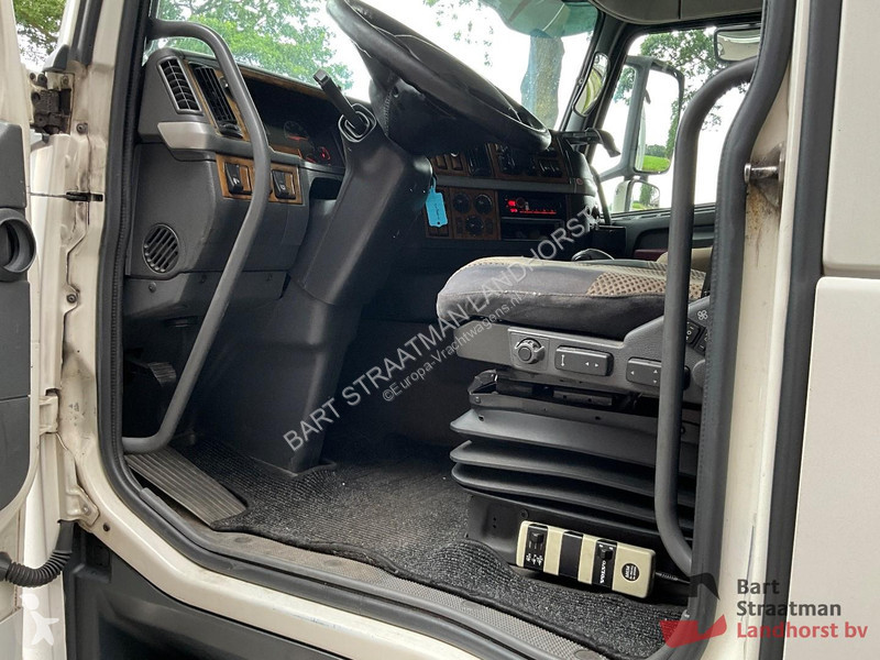 Volvo 460 Globetrotter opleggertrekker tractor...