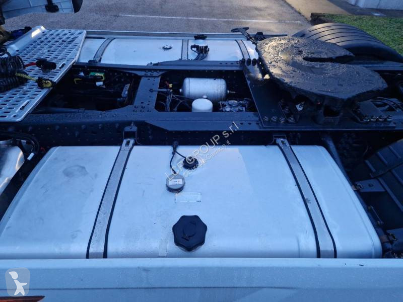 Iveco 530 tractor unit