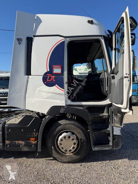 Renault 460 tractor unit