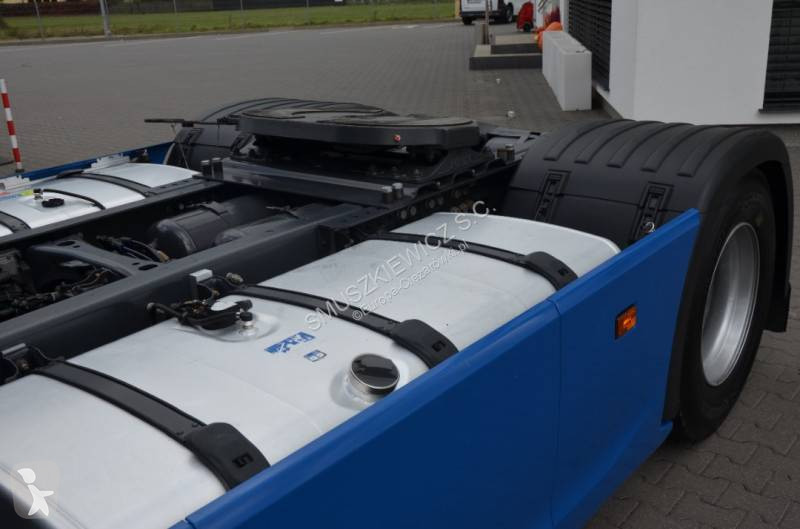 Scania 450 tractor unit