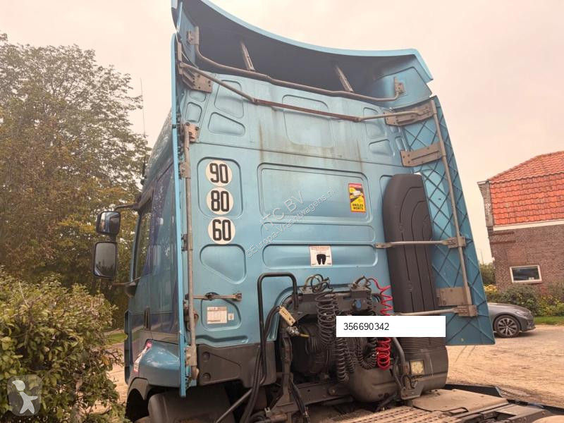 Renault 460 tractor unit