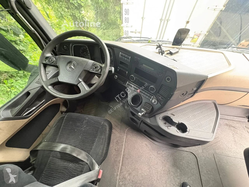 Mercedes 1845 tractor unit