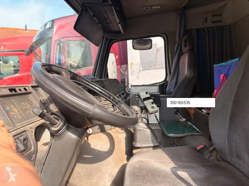 Volvo 12340 Euro 2 tractor unit