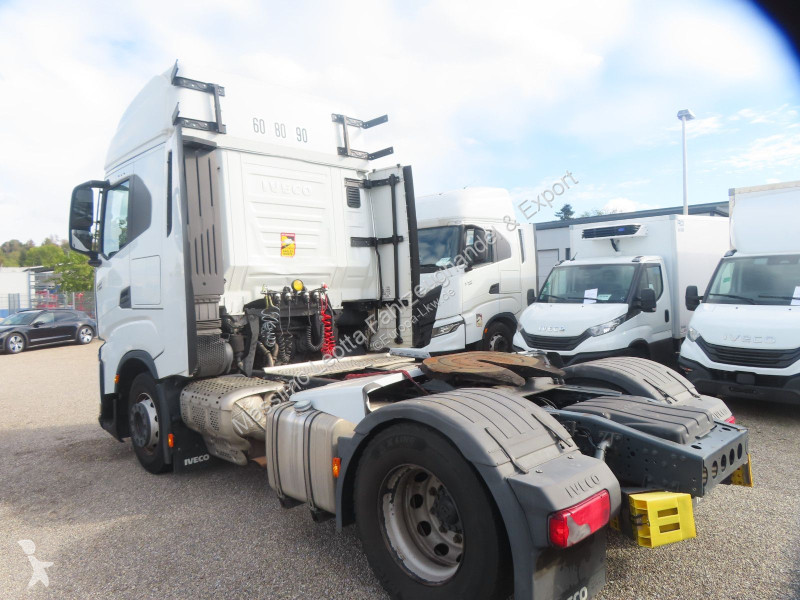 Iveco S-Way 490 Intarder FZ.7 tractor unit